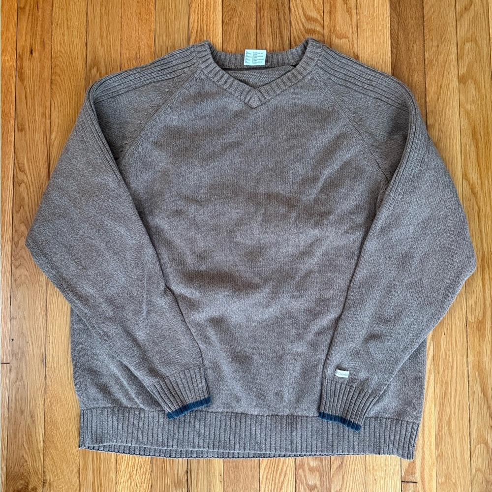 Mens Colombia Sweater Size XL Brown V-Neck Long Sleeve